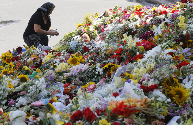 Ukraine mourns an unspeakable tragedy. EPA/Sergei Dolzhenko