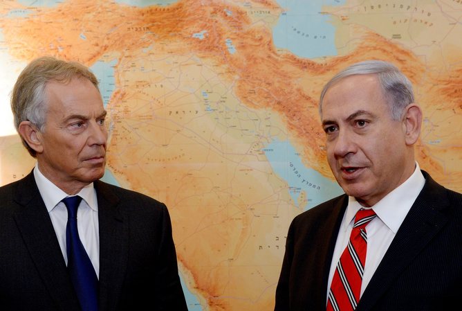 Tony Blair and Benjamin Netanyahu speak the same language when distancing themselves from the killing of civilians in military operations. EPA/Haim Zach/Israeli government press office