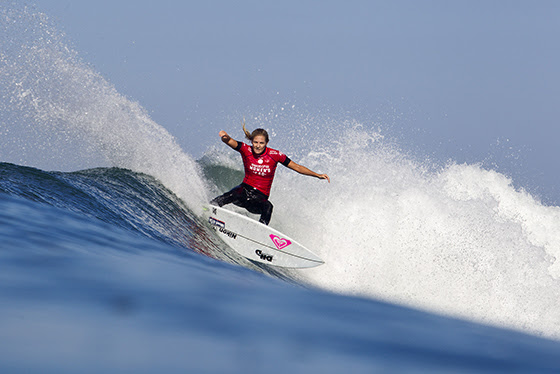 Five-time ASP Women's World Champion, Stephanie Gilmore (AUS), delivered a dominant performance on day 1 of the Swatch Women's Pro Trestles. Image: ASP / Rowland