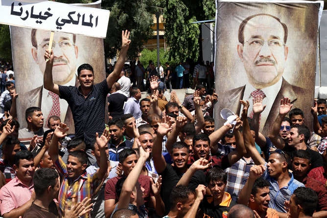 Political crisis in Iraq: “Al-Maliki is our choice” insist supporters of the ousted PM. EPA/Ali Abbas