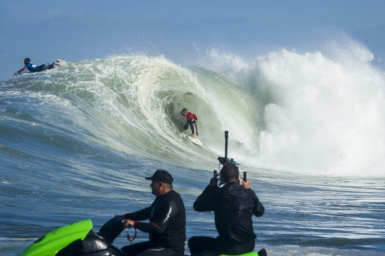 John John Florence (HAW), unmatched in the South of France as he claims the Quiksilver Pro. Credit: ASP / Poullenot