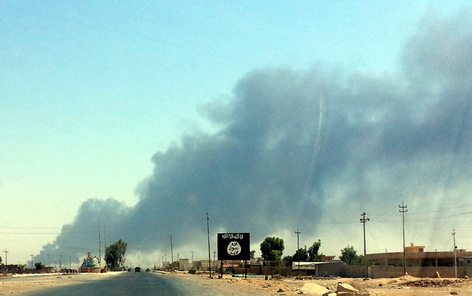 Instability threatens Iraq’s oil fields. EPA/STR
