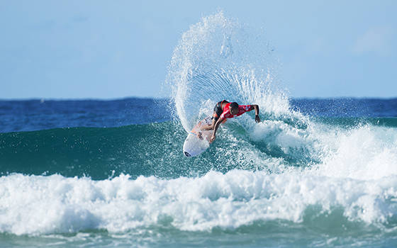 Brazilian Rookie Wiggolly Dantas had an impressive day at the Quiksilver Pro, defeating Joel Parkinson (AUS) in Round 3 and earning a place in the Quarterfinals. Image: WSL / Kelly Cestari Brazilian Rookie Wiggolly Dantas had an impressive day at the Quiksilver Pro, defeating Joel Parkinson (AUS) in Round 3 and earning a place in the Quarterfinals. Image: WSL / Kelly Cestari