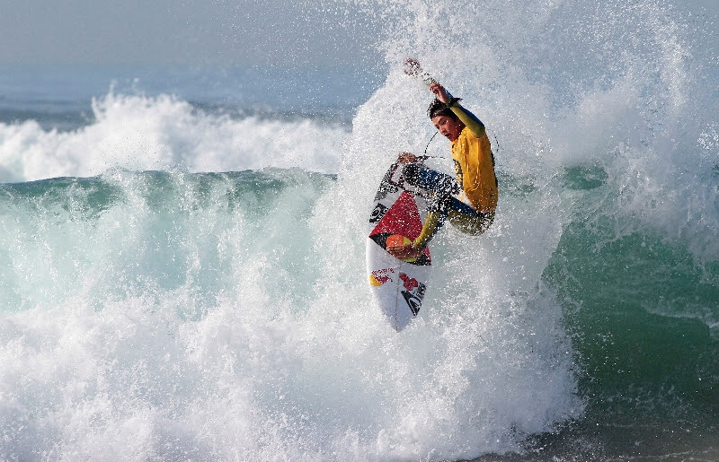 Huntington Beach’s Kanoa Igarashi wins Shoe City Pro on home turf. Image: Baptista/APSS Huntington Beach’s Kanoa Igarashi wins Shoe City Pro on home turf. Image: Baptista/APSS