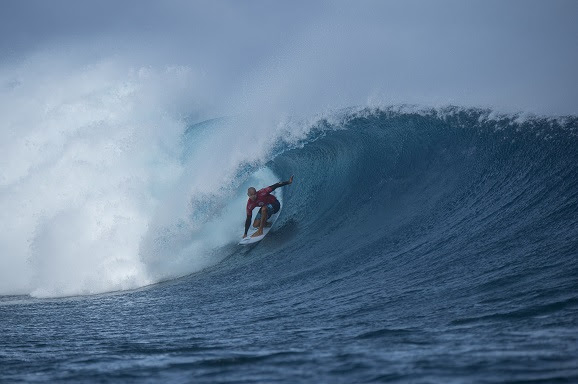 11-time WSL Champion Kelly Slater (USA) drives through a Round 2 win this morning at the Fiji Pro at Cloudbreak. Slater eliminated dangerous wildcard Jay Davies (AUS) from Western Australia, advancing through to Round 3 of competition. Image: WSL / Kirstin 11-time WSL Champion Kelly Slater (USA) drives through a Round 2 win this morning at the Fiji Pro at Cloudbreak. Slater eliminated dangerous wildcard Jay Davies (AUS) from Western Australia, advancing through to Round 3 of competition. Image: WSL / Kirstin